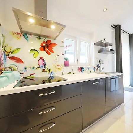 Perla Holiday home *