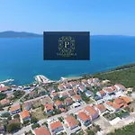 Holiday home Perla